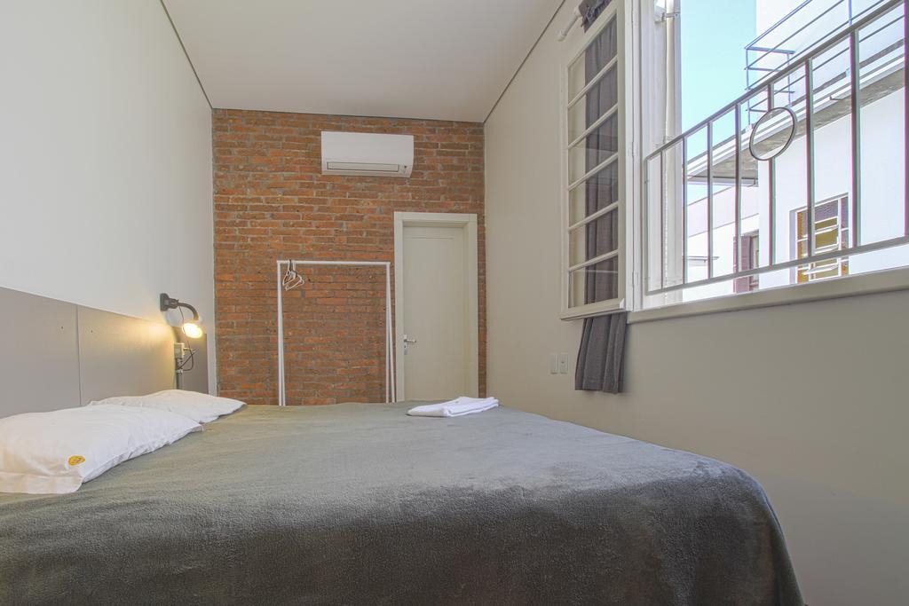 Brick Hostel Порту-Алегри Номер фото